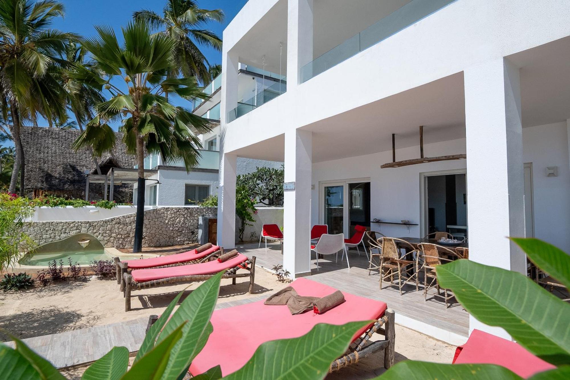 Ocean Blue Apartment With Panoramic Pool Zanzibarhouses Kiwengwa  Exterior photo